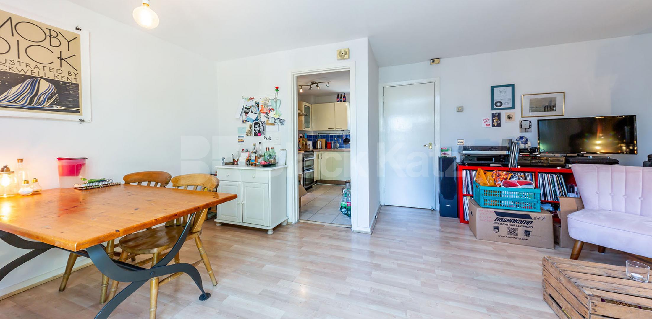 Superb modern two double bedroom flat with a private terrace mins to tube Baynes Street, Camden